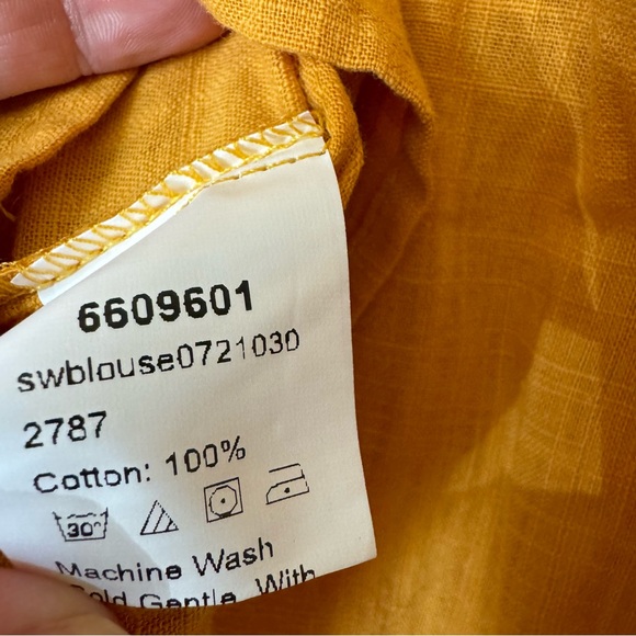 NWOT Mustard Yellow Peplum Top with Floral Embroidery - Picture 4 of 4